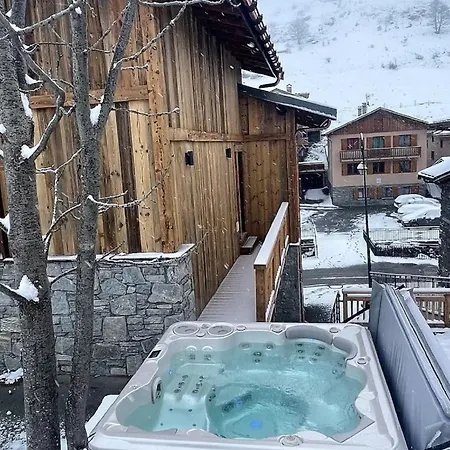 Apartmán Chalet With Jacuzzi - Sauna - Fireplace - Game *