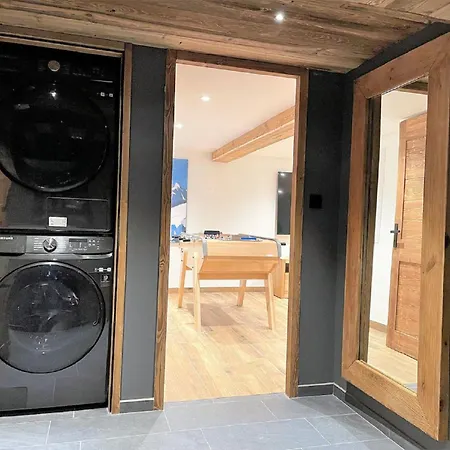 Apartmán Chalet With Jacuzzi - Sauna - Fireplace - Game Praranger
